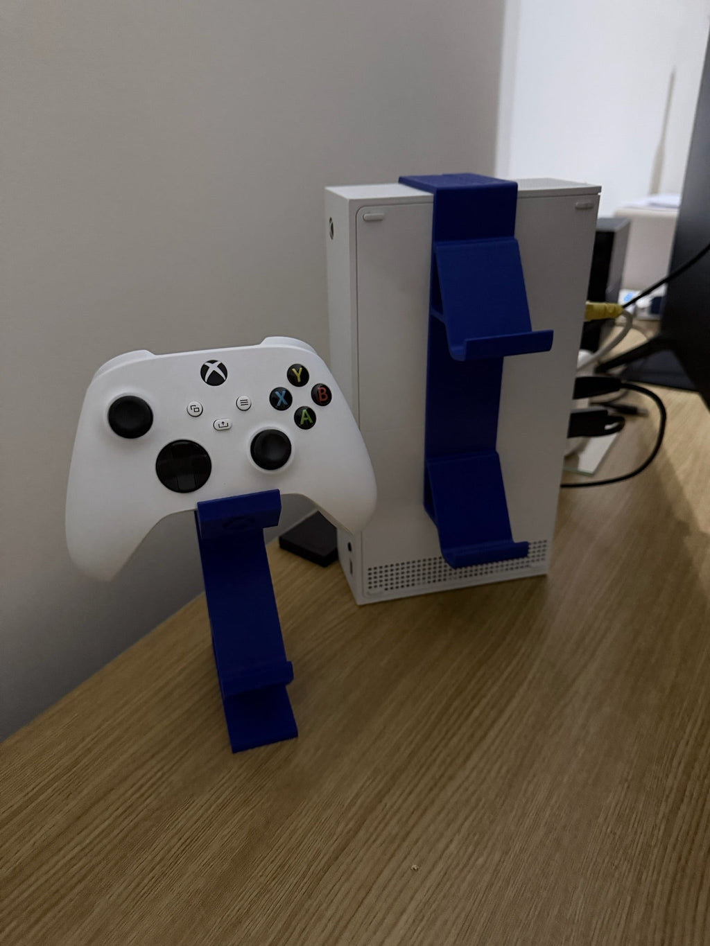 Xbox Controller Display & Storage Stand (Series S/X) - Stampa3D